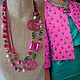 Бусы в стиле GUCCI Фуксия и Зелёный в Золоте. Длинные бусы Цепь Гуччи. Бусы. ТКАНИ 'Дамское Счастье'. Интернет-магазин Ярмарка Мастеров.  Фото №2