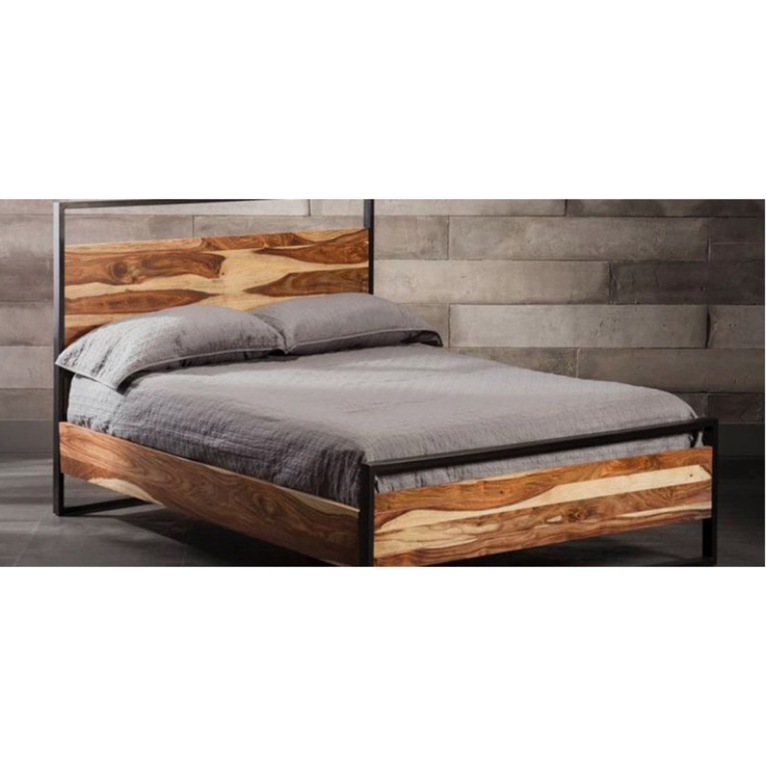 кровать деревянная или железная
