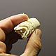 Подарочная флешка Тигр ( рог лося, 32 ГБ) э3. Подарочные флешки. резьба по кости (rezbafranc). Ярмарка Мастеров.  Фото №5