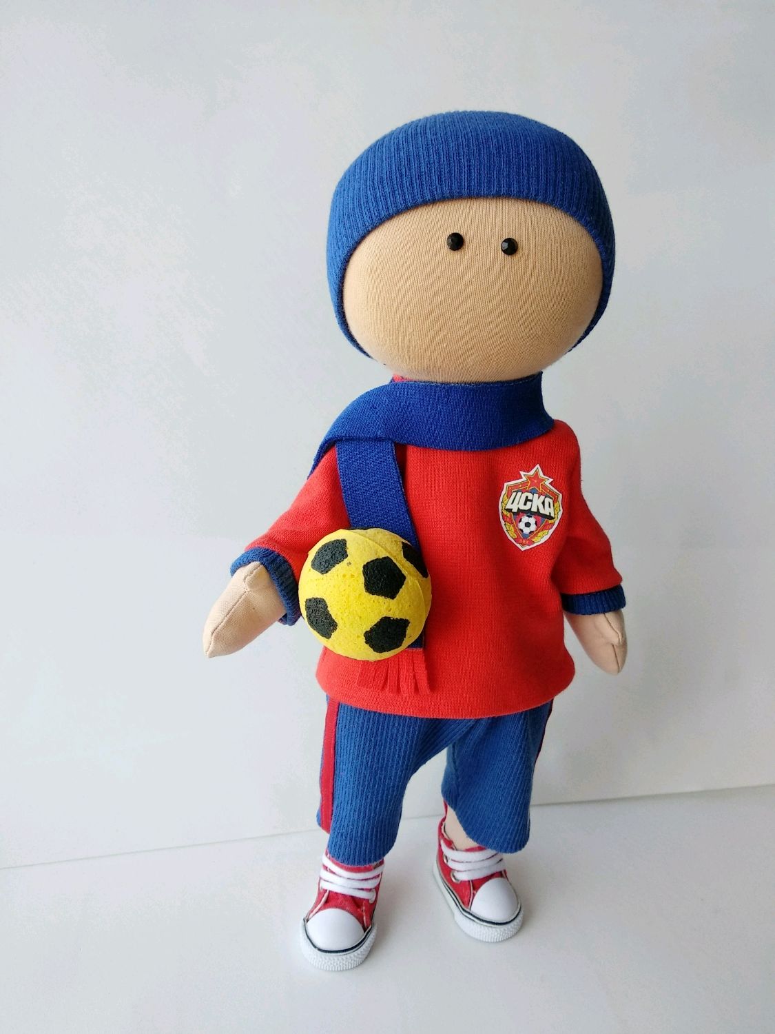 игрушка футболист своими руками