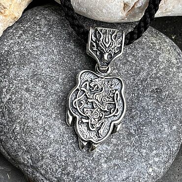 Украшения ручной работы. Ярмарка Мастеров - ручная работа Подвеска: Лапа Волка. Handmade.