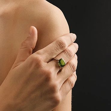 Украшения ручной работы. Ярмарка Мастеров - ручная работа Кольцо с молдавитом натуральным, Чехия. Handmade.