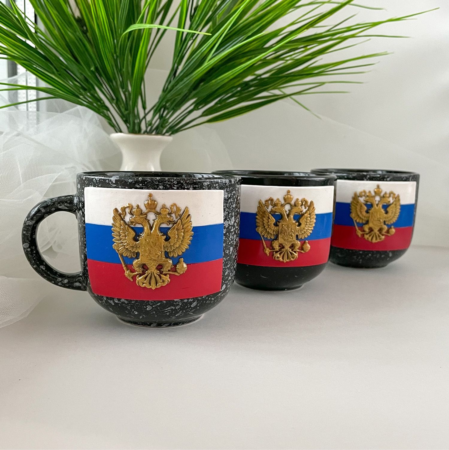 Кружка «Герб России» в интернет-магазине на Ярмарке Мастеров | Кружки и ...