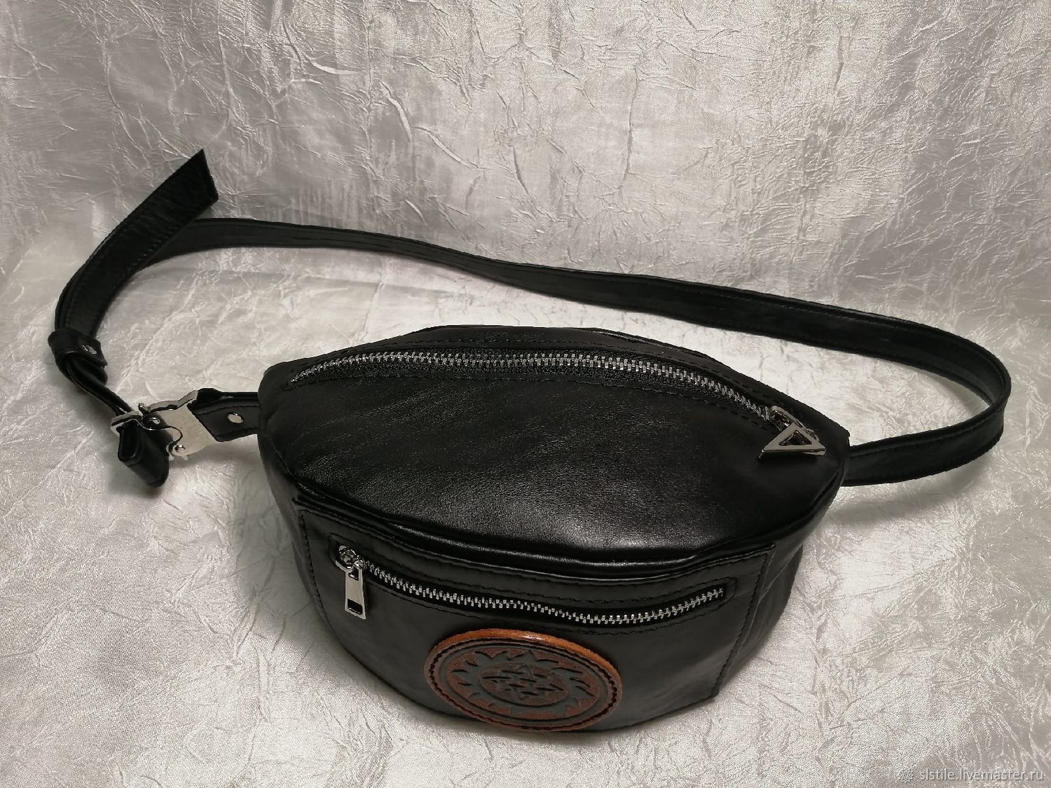Сумка мужская, на пояс. Изделия из кожи. СКСтиль. Славянские руны в ...