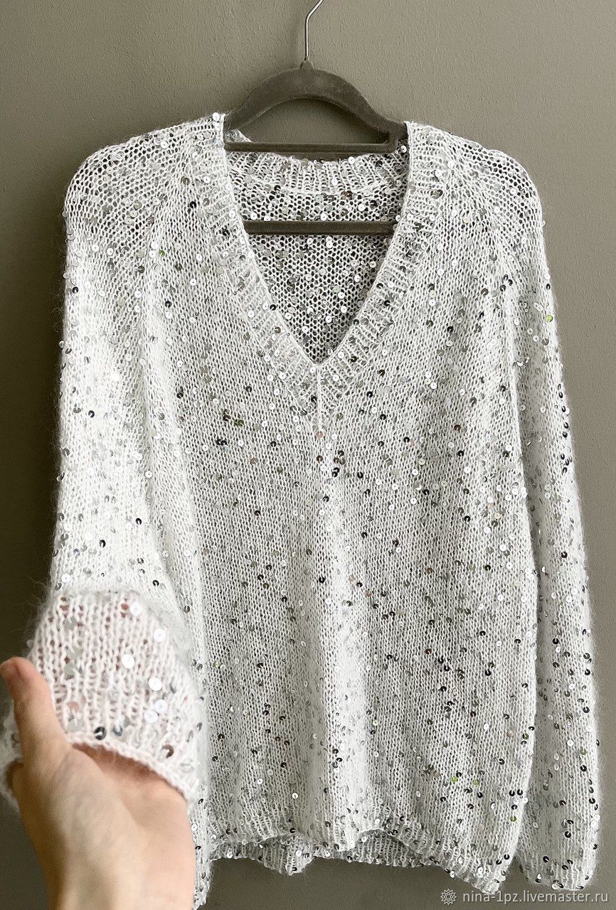 Пуловеры: с V-образным вырезом с королевскими пайетками в интернет-магазине Ярмарка Мастеров по цене 10000 ₽ – WUDMARU | Пуловеры, Москва - доставка по России