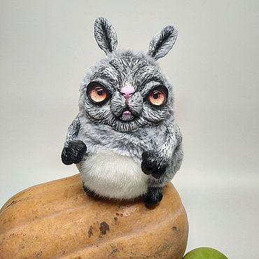 Куклы и игрушки ручной работы. Ярмарка Мастеров - ручная работа Серьёзный зайчик "Хмурик". Handmade.