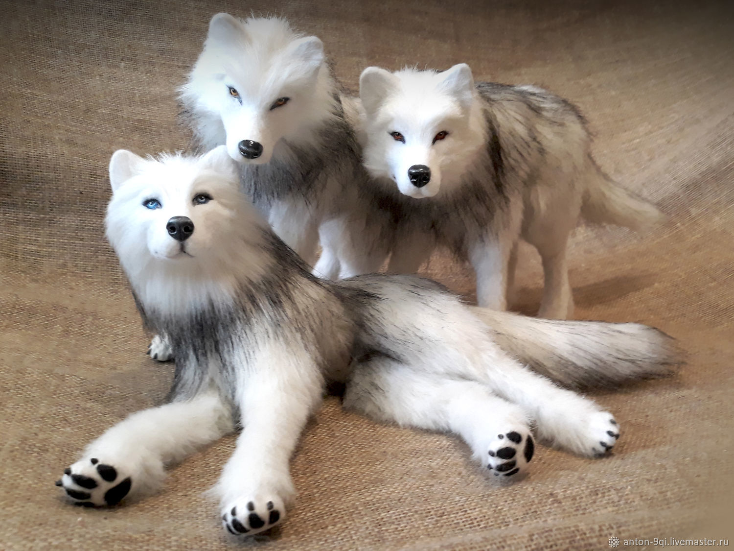 Interior toys. White wolfpack в интернет-магазине на Ярмарке Мастеров |  Stuffed Toys, Kolpino - доставка по России. Товар продан.