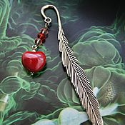 Канцелярские товары handmade. Livemaster - original item Bookmark with a red heart and rock crystal. Handmade.