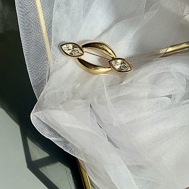 Винтаж ручной работы. Ярмарка Мастеров - ручная работа Винтаж: Swarovski . Элегантная брошь с кристаллами. Handmade.