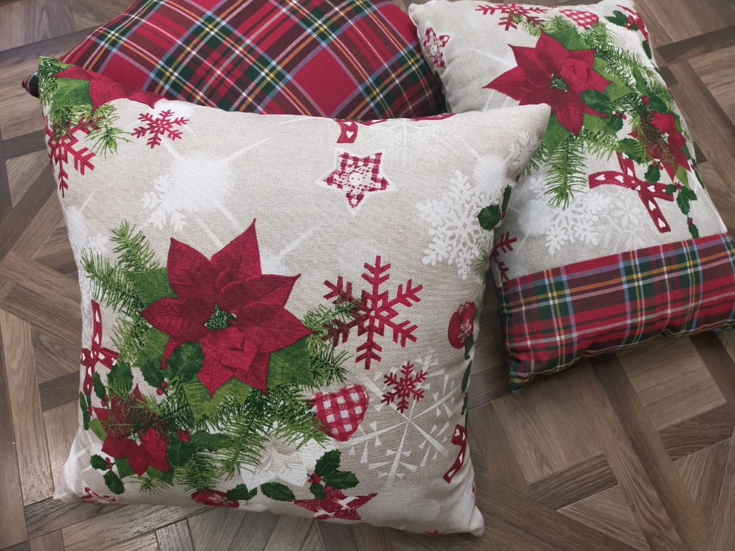 Что нужно для создания новогодней подушки