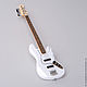 Миниатюрная бас гитара ручной работы. Копия Fender Jazz Bass