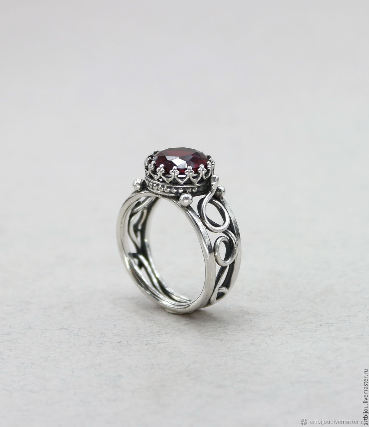 Evora 925 кольцо серебряное с тсаритом