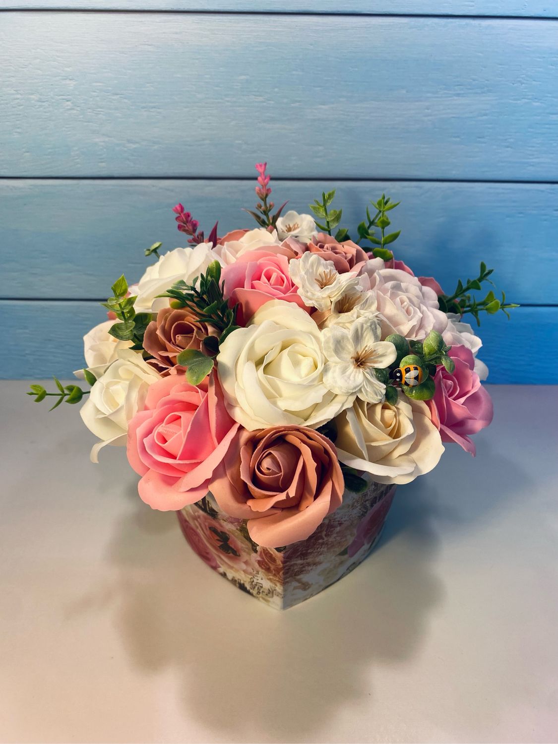 Букет из мыльных роз (Сердце, роз-бел, 25шт) в интернет-магазине ...