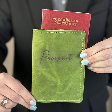 Аксессуары ручной работы. Ярмарка Мастеров - ручная работа ОБЛОЖКА НА ПАСПОРТ ИЗ НАТУРАЛЬНОЙ КОЖИ С ИНДИВИДУАЛЬНОЙ ГРАВИРОВКОЙ.. Handmade.