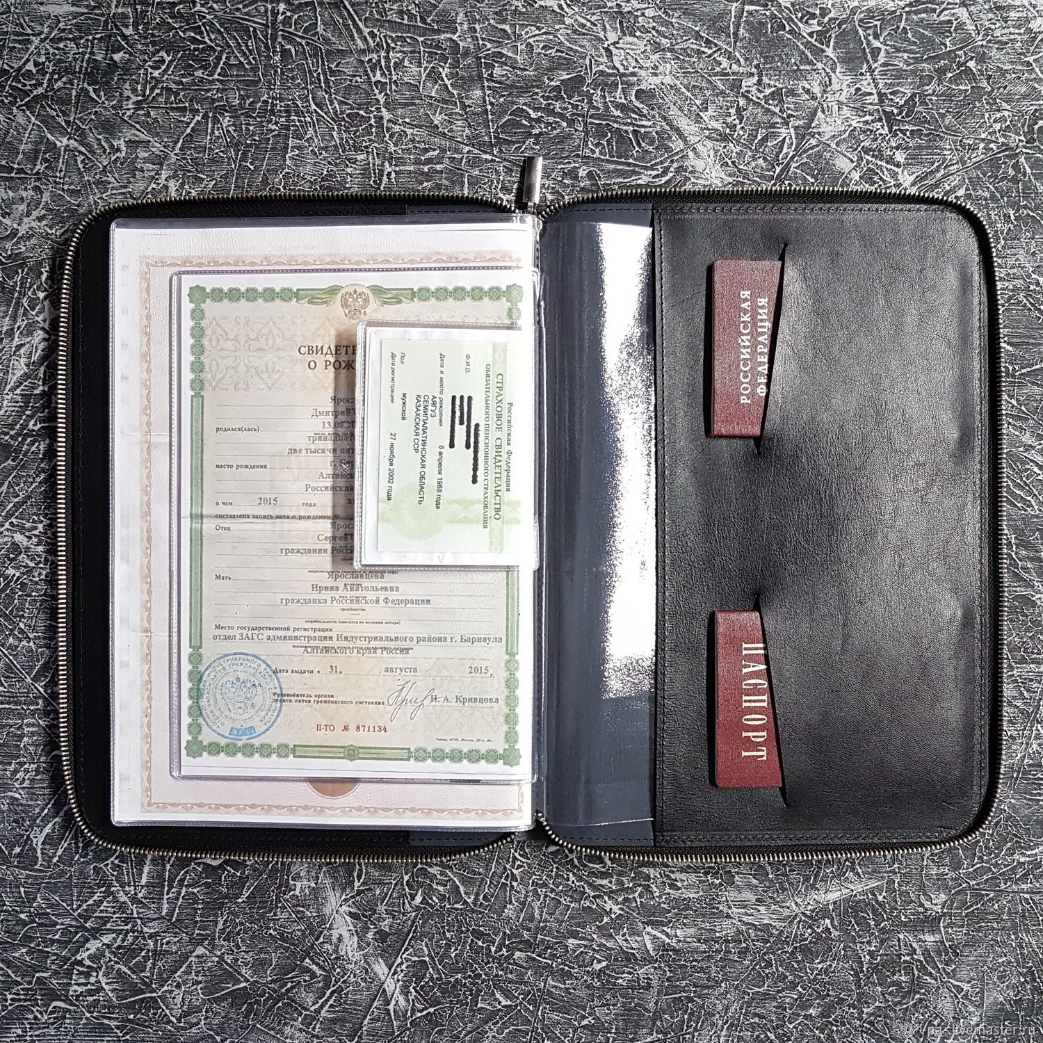 папка на молнии пластиковая а4 матовая черная размер 320*230мм пм-а4-11/4. папка на молнии а5+ berlingo. папка на замке для документов. папка brauberg а4. папка на замке для документов.