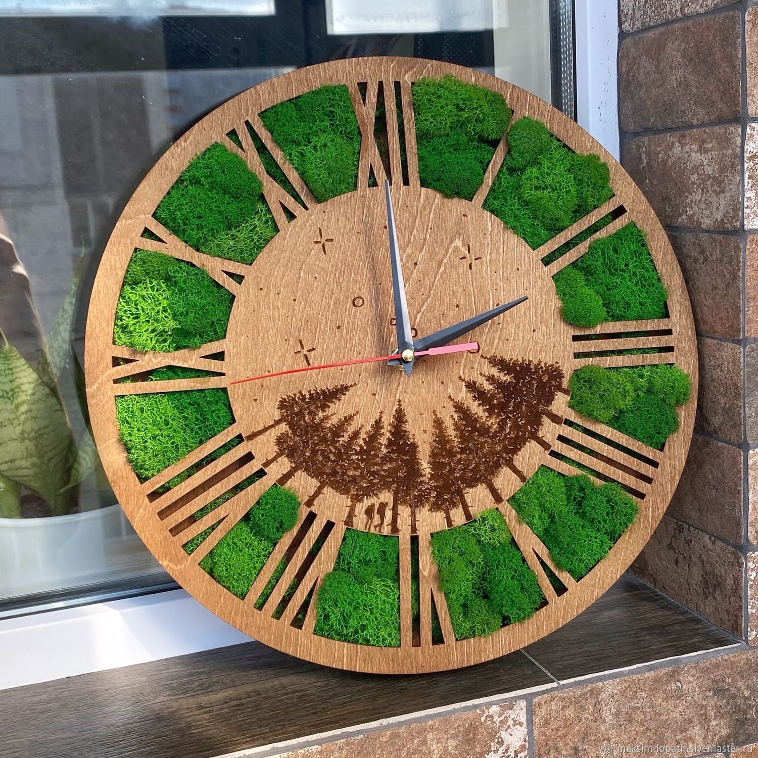 Часы из Мха ягеля и дерева в интернет-магазине на Ярмарке Мастеров ...