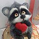 Енотик с сердцем. Войлочная игрушка. Татьяна Дмитриева (dmitrieva-tania). Ярмарка Мастеров.  Фото №4