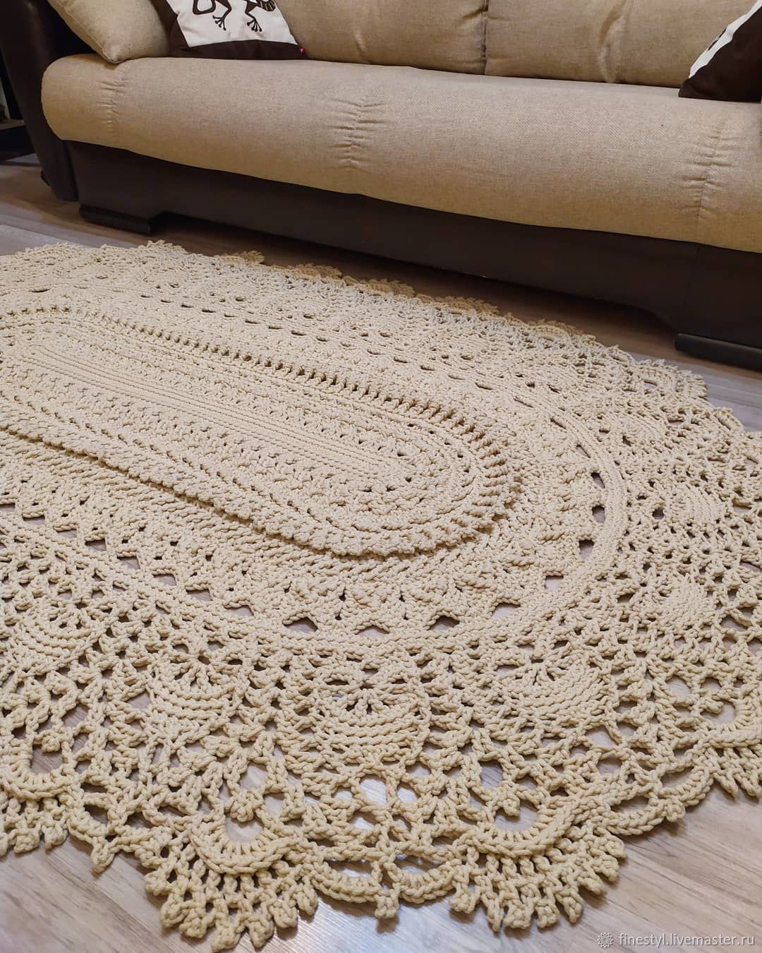 Ковер из джута майское чудо. Ковры из полиэфирного шнура майское чудо. Ковер крючком майское чудо мастер-класс. Ковер из джута майское чудо. Ковер из джута майское чудо.