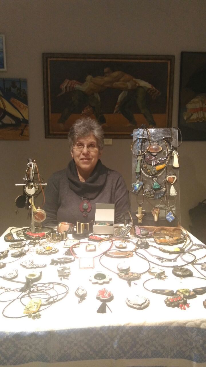 Автор  украшений - Алла Рубинова. 