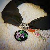 Винтажный браслет с вышивкой "Цветение роз"