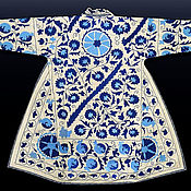 Летний узбекский халат из иката, сплетенной вручную ткани