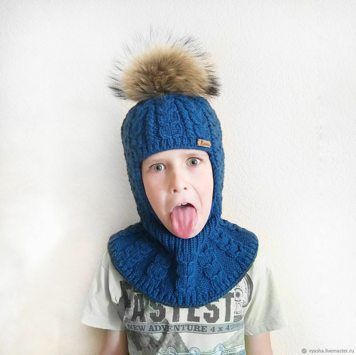 Шапка - шлем зимняя вязаная, детская, для мальчиков и девочек с помпон в интернет-магазине Ярмарка Мастеров по цене 3000 ₽ – GPK4NRU