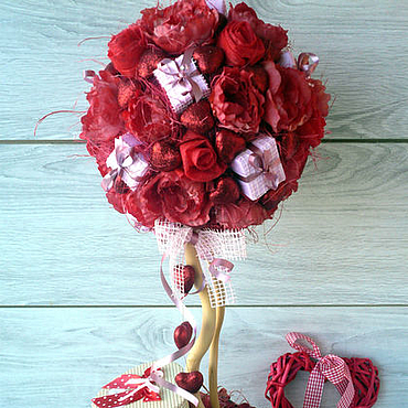 Свадебный топиарий: шар из роз