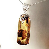 Very large pendant made of natural Baltic amber(520)