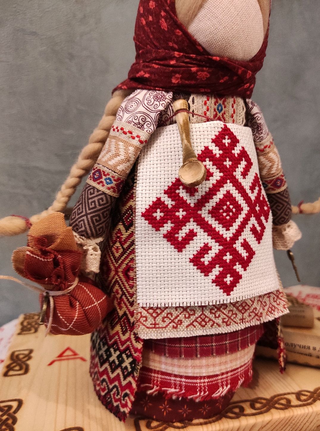 Куколка-оберег "Берегиня дома" – заказать на Ярмарке Мастеров – GM90FRU ...