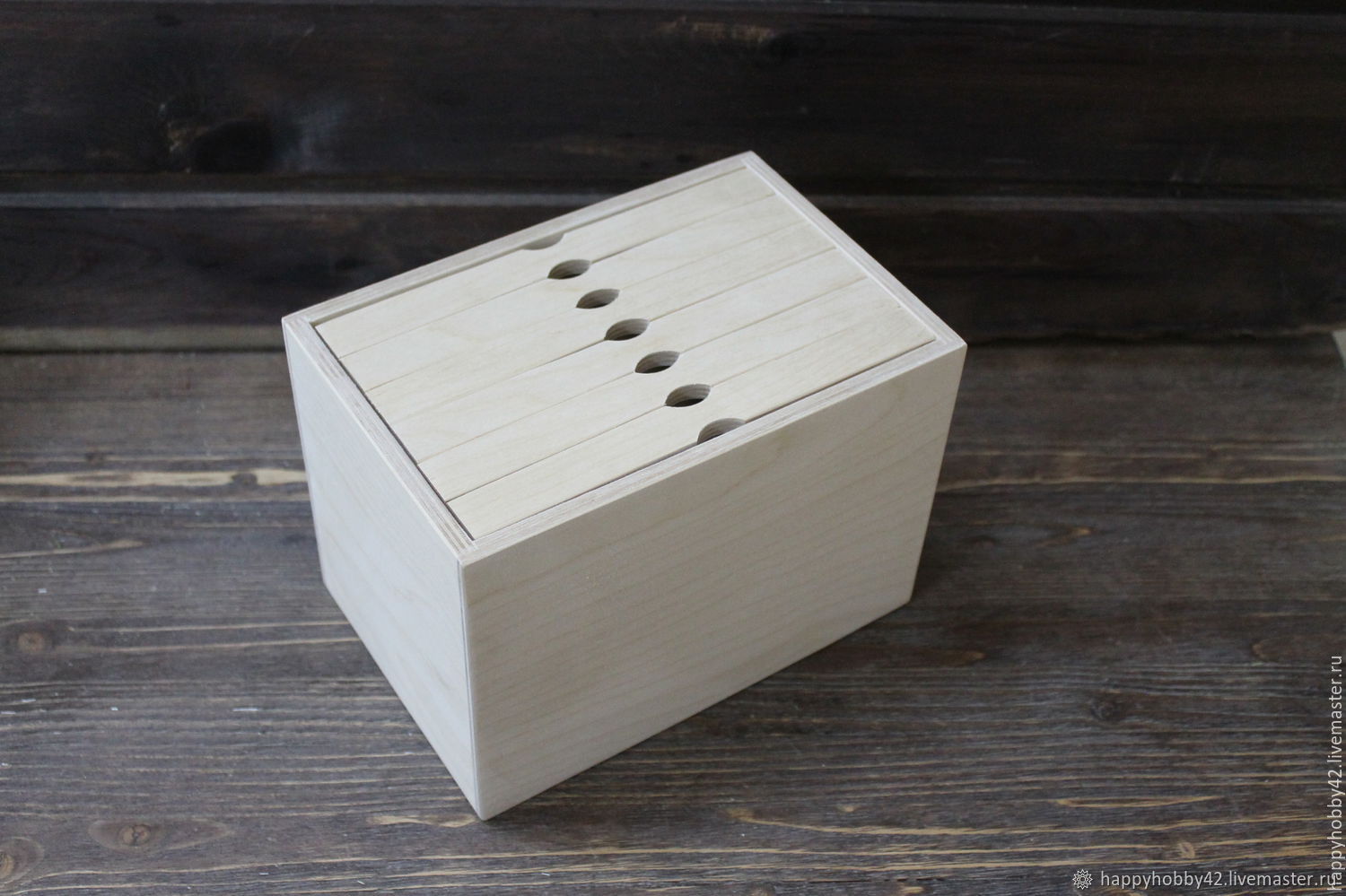 Деревянная коробка для фотоальбома