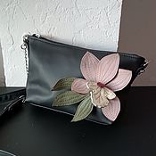 Сумки и аксессуары handmade. Livemaster - original item Women`s leather bag.Clutch Bag with applique. The orchid is black. Handmade.