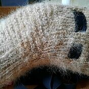 Yarn spun from dog Pooh 