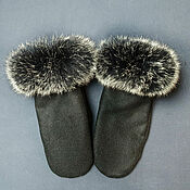 Аксессуары handmade. Livemaster - original item Cashmere mittens with arctic fox. Handmade.
