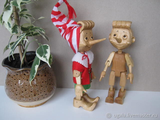 pinocchio wooden dolls