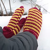 Аксессуары handmade. Livemaster - original item Pure-wool Gryffindor mittens. Handmade.
