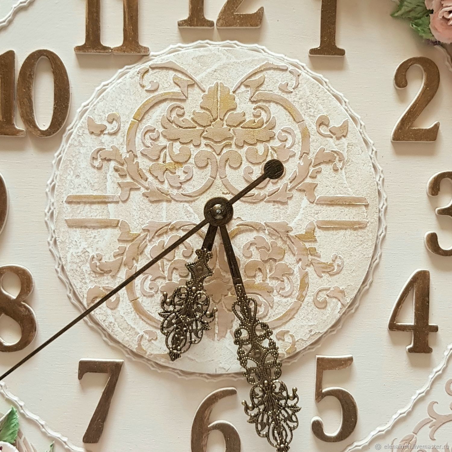 Часы настенные для мужчины