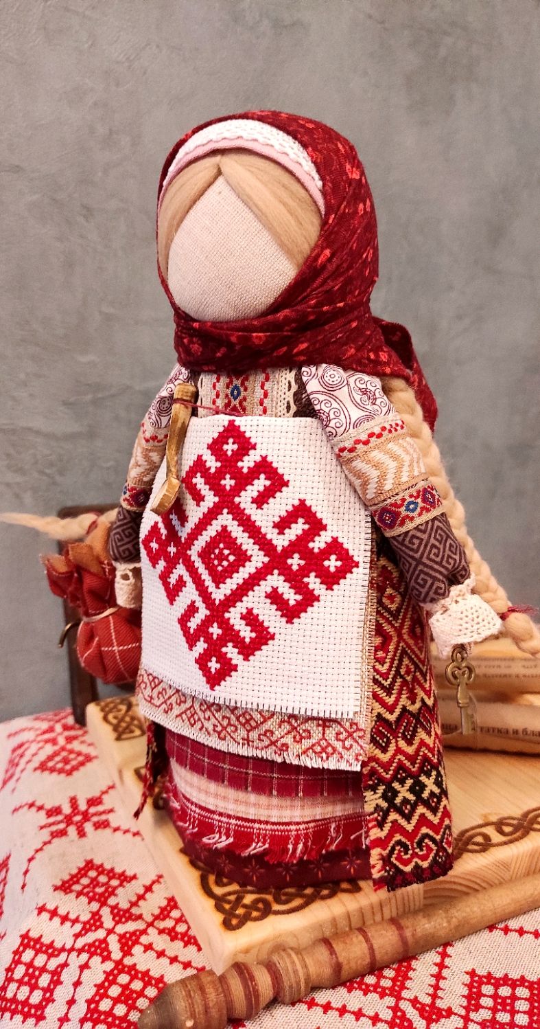 Куколка-оберег "Берегиня дома" – заказать на Ярмарке Мастеров – GM90FRU ...