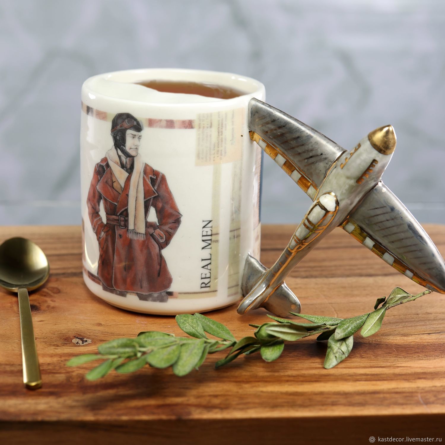 Чашка для усов "Авиатор" фарфоровая купить в интернет-магазине Ярмарка ...