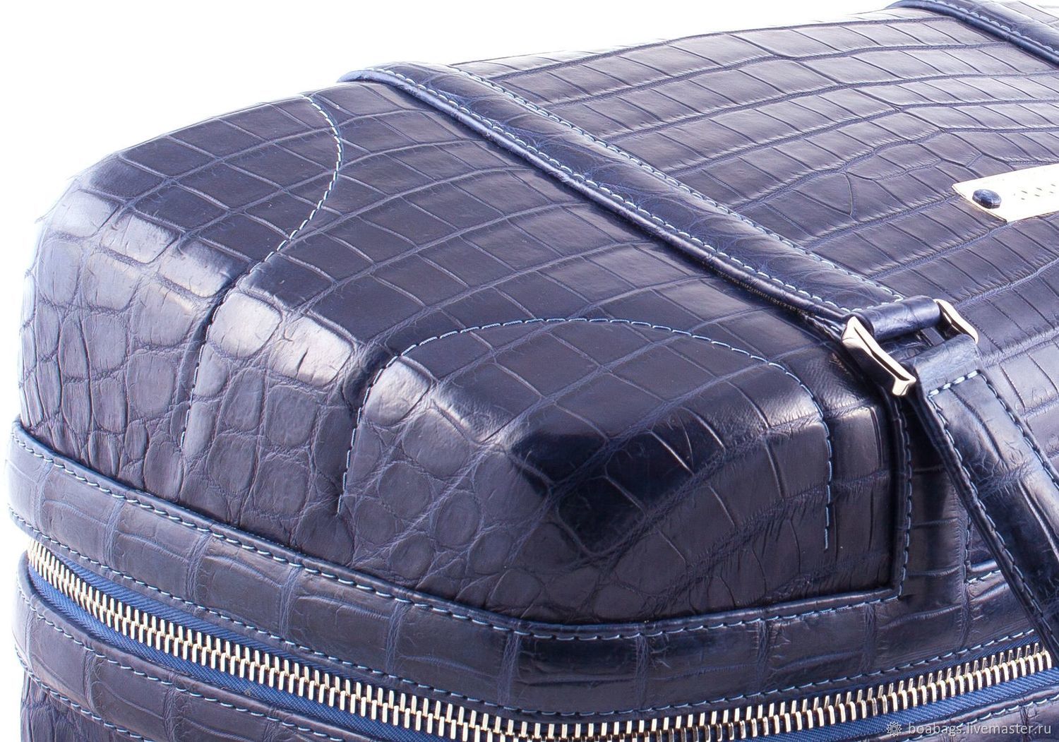 Leather travel bags (for RollsRoyce Moscow) NAASTHAN купить онлайн