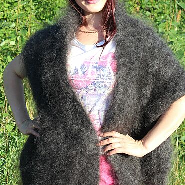 Haqiqiy qogirchoq bilan porno Rus porno vibrato stol boglangan