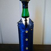Декорированная бутылка в форме пилота гражданской авиации