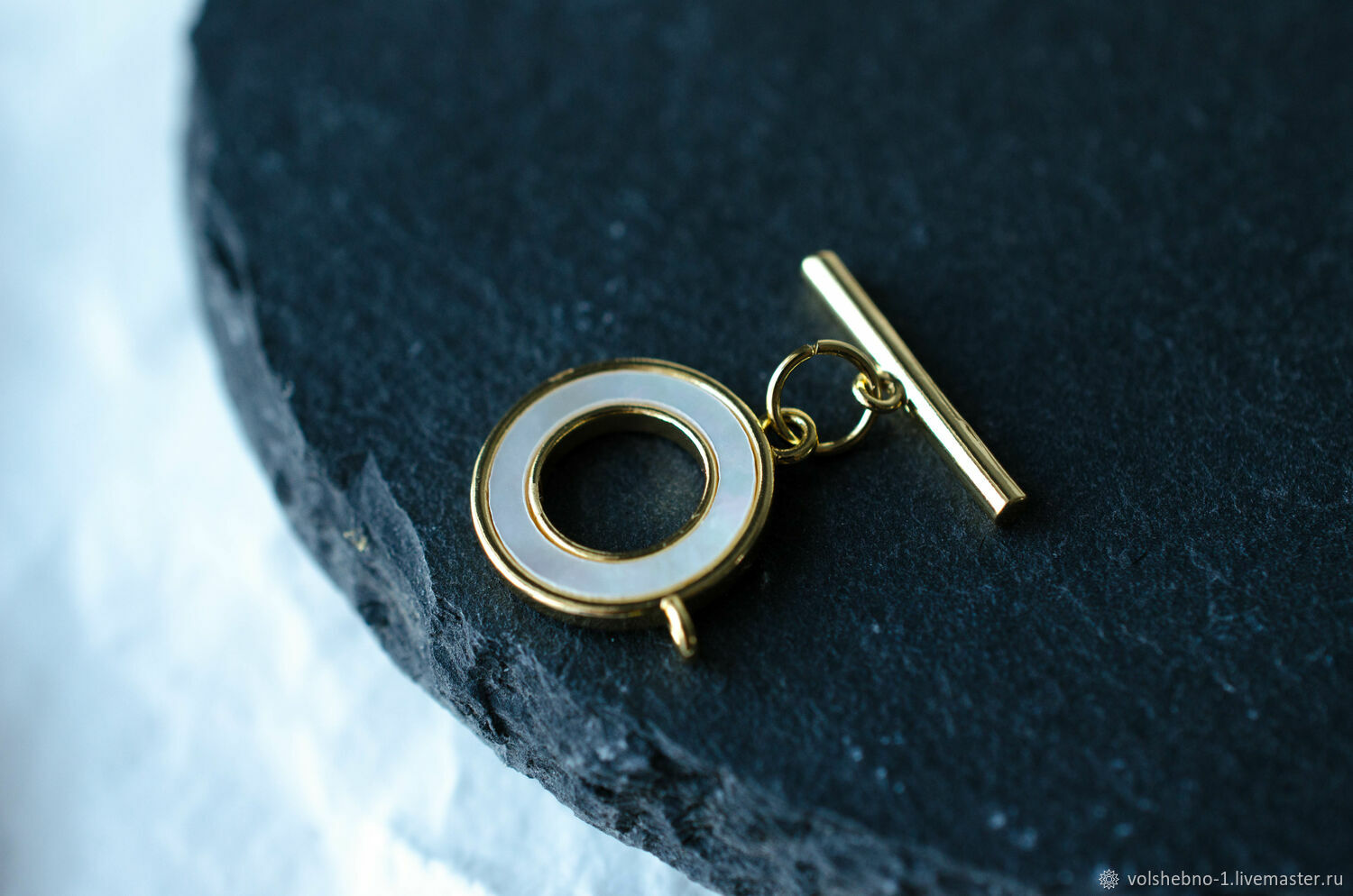 Тоггл Круг замок с перламутром, позолота купить в интернет-магазине ...
