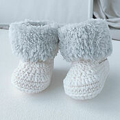 Работы для детей, handmade. Livemaster - original item Newborn gift: Booties warm white boots. Handmade.