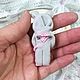 Брошка Куколка из полимерной глины. Брошь-булавка. Елена Ураева. Ярмарка Мастеров.  Фото №5
