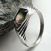 Men's silver handmade ring with pink Tourmaline 1,32 ct