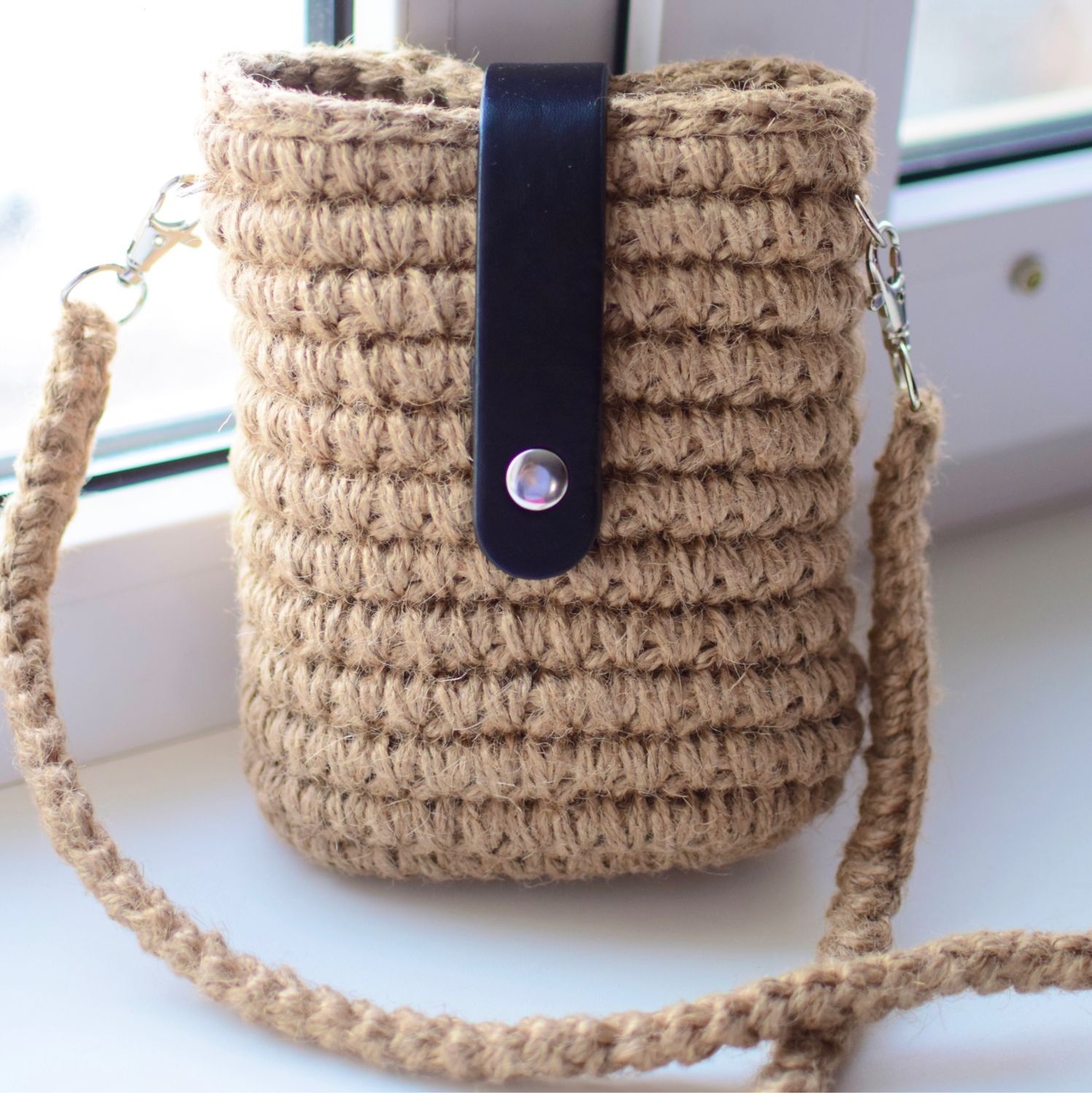 Сумка на плечо для телефона из джута ручной работы в интернет-магазине ...