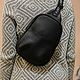 Сумка-слинг  из экокожи / черный. Классическая сумка. Masha Karpova (karphomeproject). Интернет-магазин Ярмарка Мастеров.  Фото №2