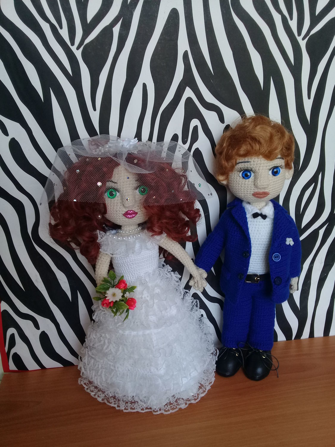 Жених и невеста: вяжем кукол крючком — описание