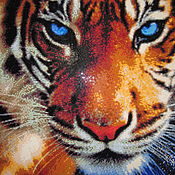 The picture "Leopard" embroidered with beads