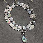 Украшения handmade. Livemaster - original item Heliotis/ Mother of pearl Necklace made of heliotis stone with a pendant. Handmade.